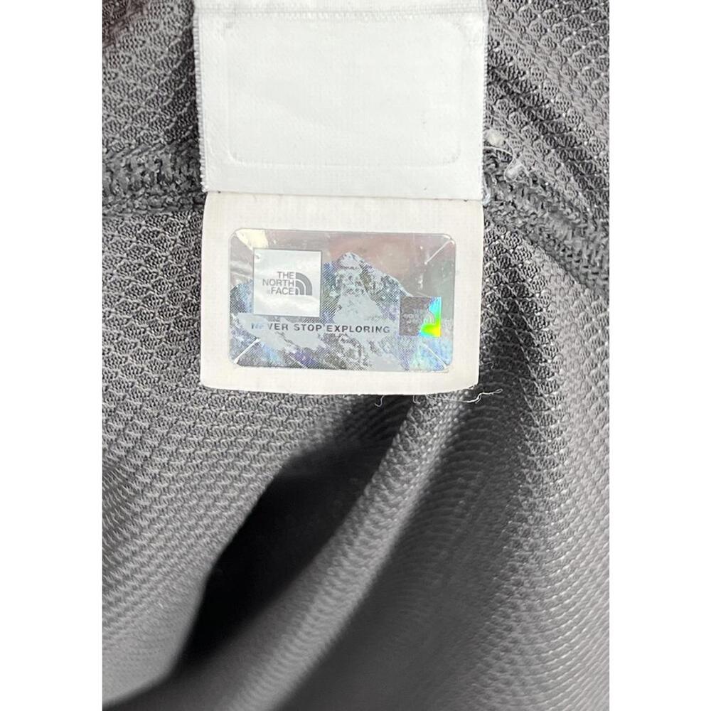 The North Face Moisture-Wicking Activewear T-Shirt Gray Size‎ L - Picture 3 of 7